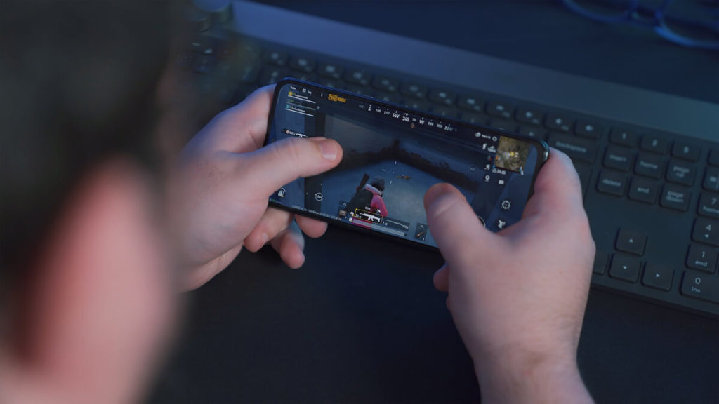 Guy playing PUBG on mobile.